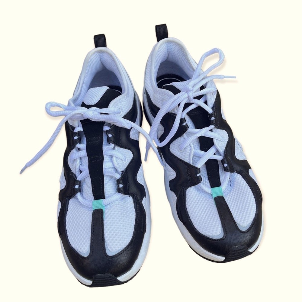 Nike Womens Air Max Graviton Running Trainers AT4404 Sneakers Shoes 101 Size 8.5